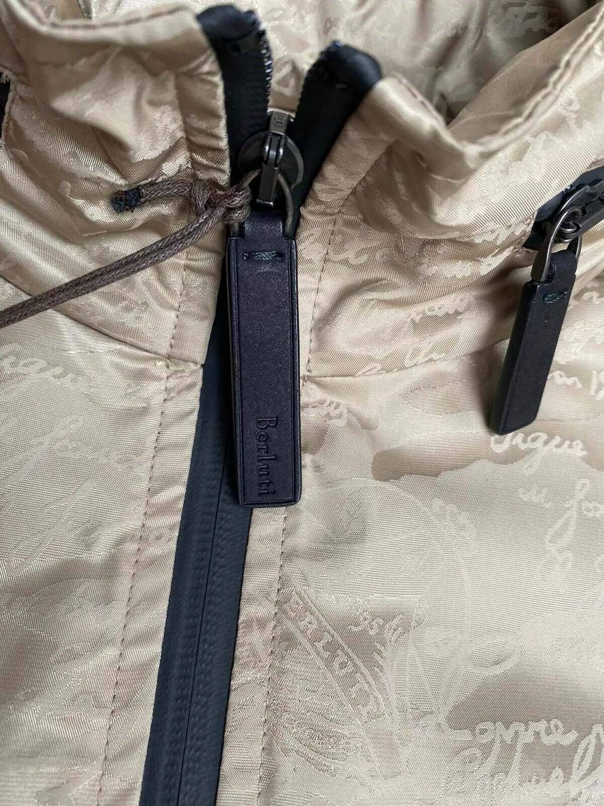 Bi-Material Scritto B-Way Blouson