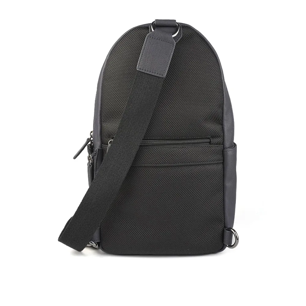 Picard Buffalo Men's Leather Crossbody Bag (Navy)