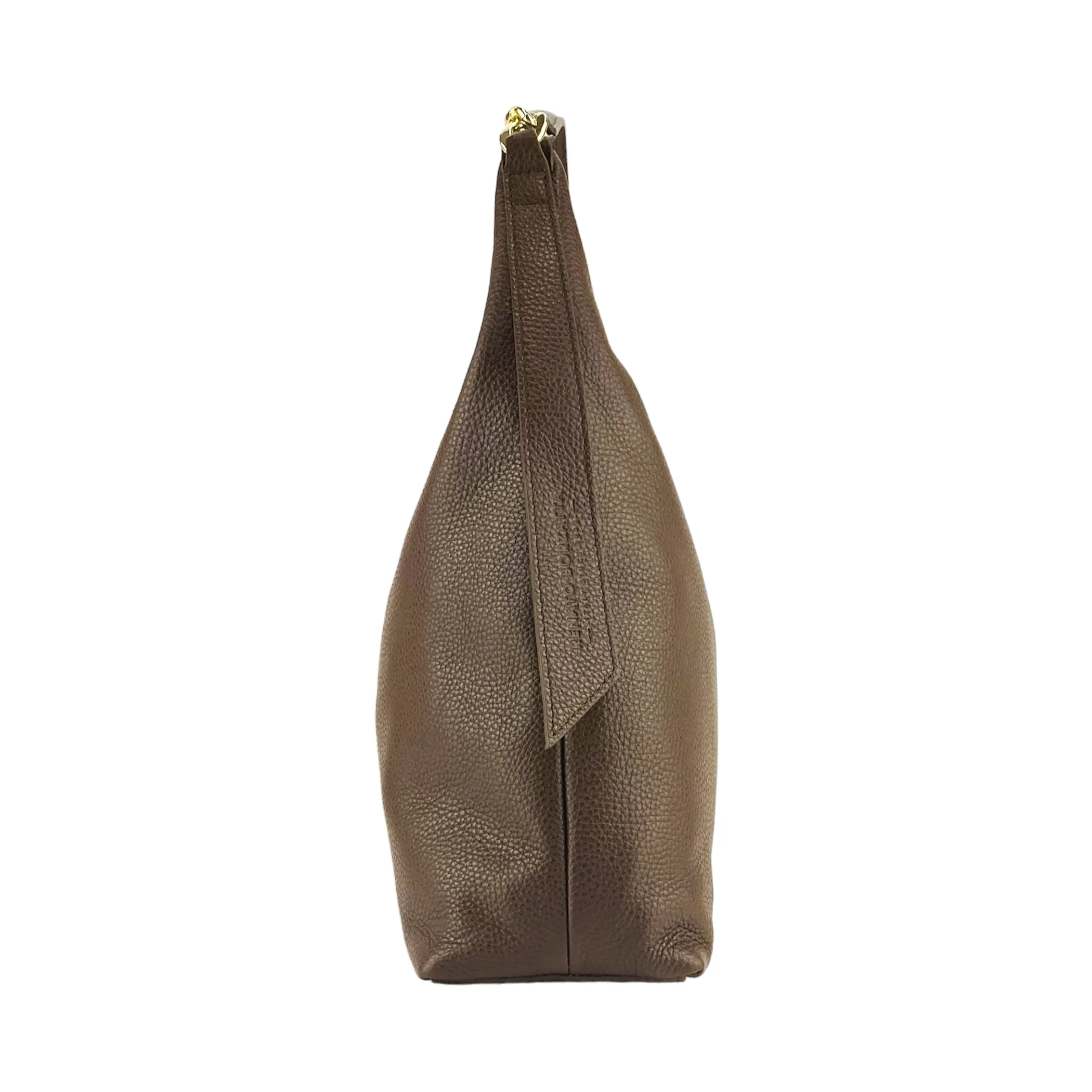 RB1017BV | Soft women's shoulder bag in genuine leather Made in Italy with single handle and removable shoulder strap. Attachments with shiny gold metal snap hooks - Chocolate color - Dimensions: 36 x 40 x 13 cm